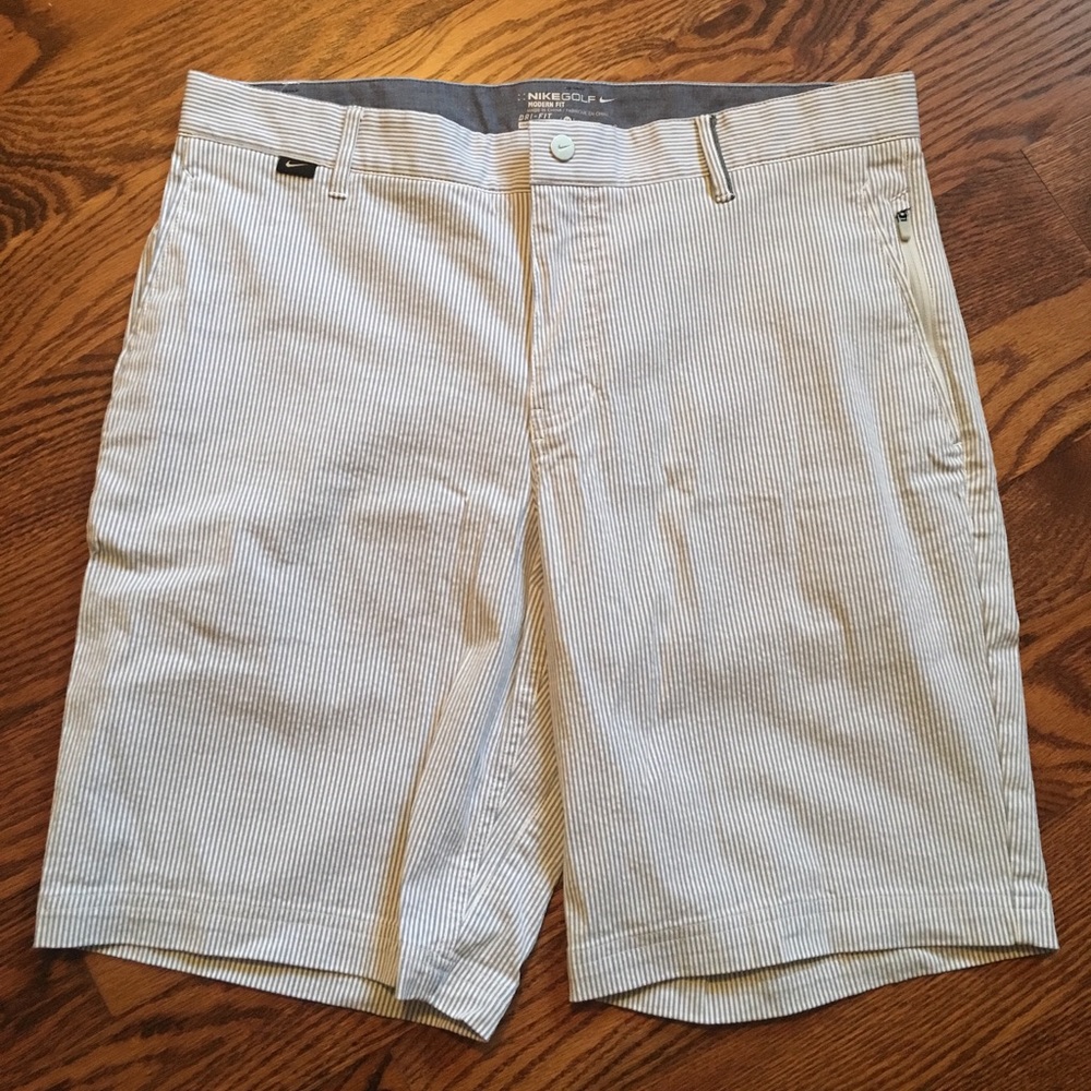 NIKE golf shorts blue striped 34
